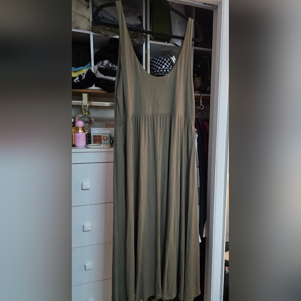 New Day Olive Green Ballet style Sleeveless Dress - Picture 3 of 3